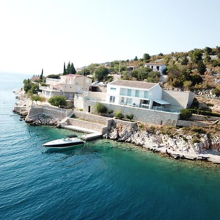 Villa Basthel Direct Aan Zee ,Verwarmd Zwembad En Sauna Barić Draga Exterior foto