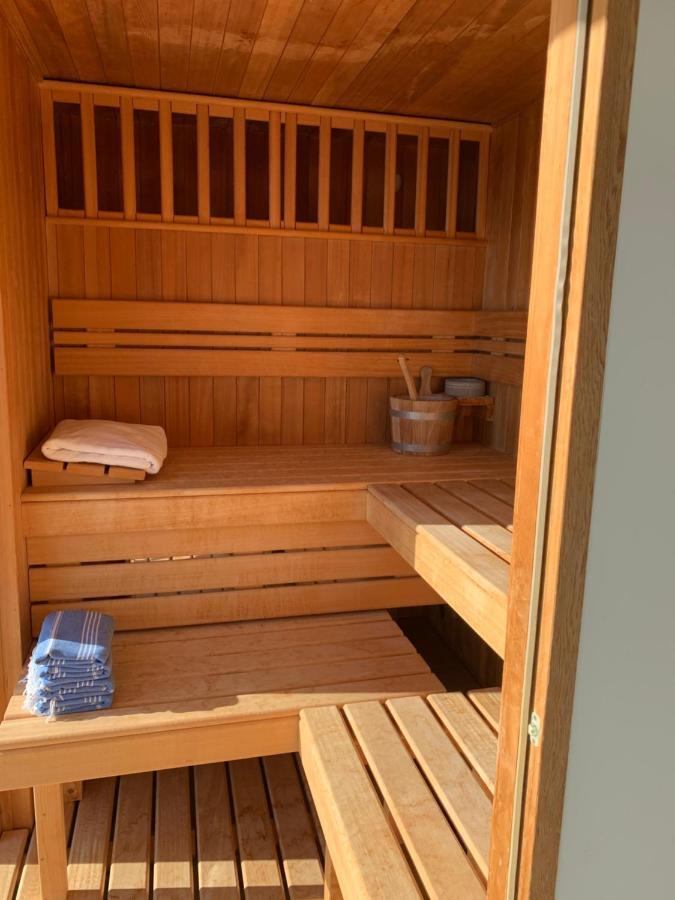 Villa Basthel Direct Aan Zee ,Verwarmd Zwembad En Sauna Barić Draga Exterior foto